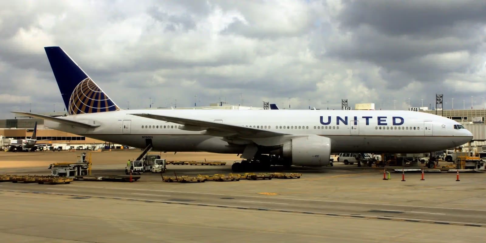 N78005 — Boeing