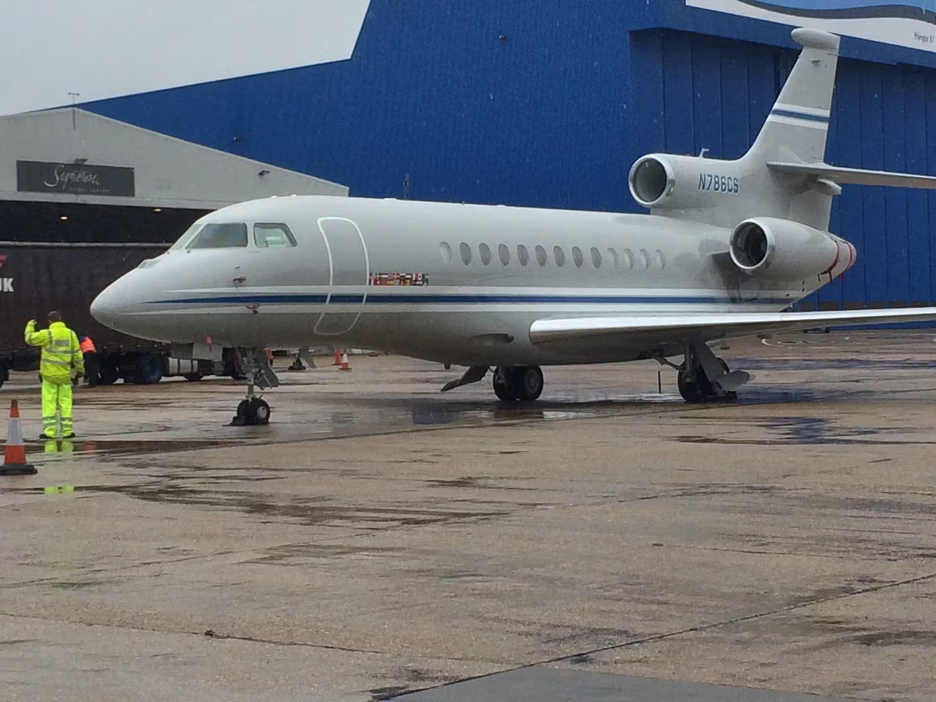 N786CS — Business jet