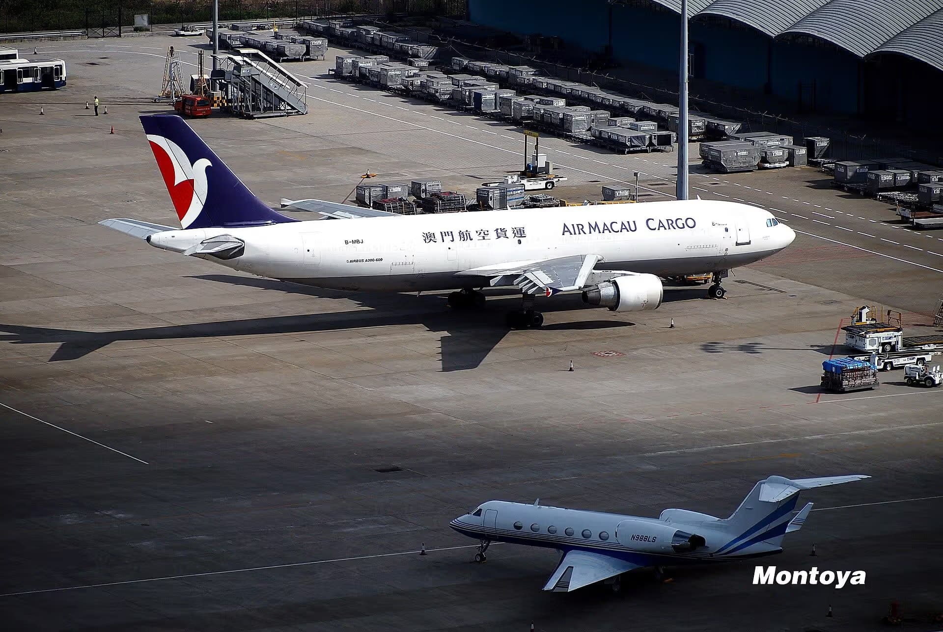 N988LS — Airbus