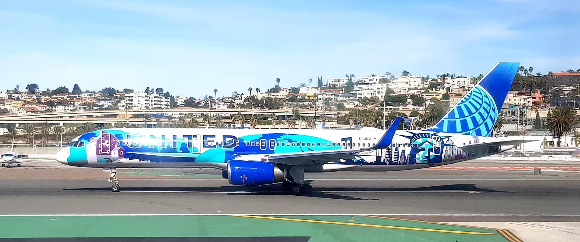 N14102 — Boeing