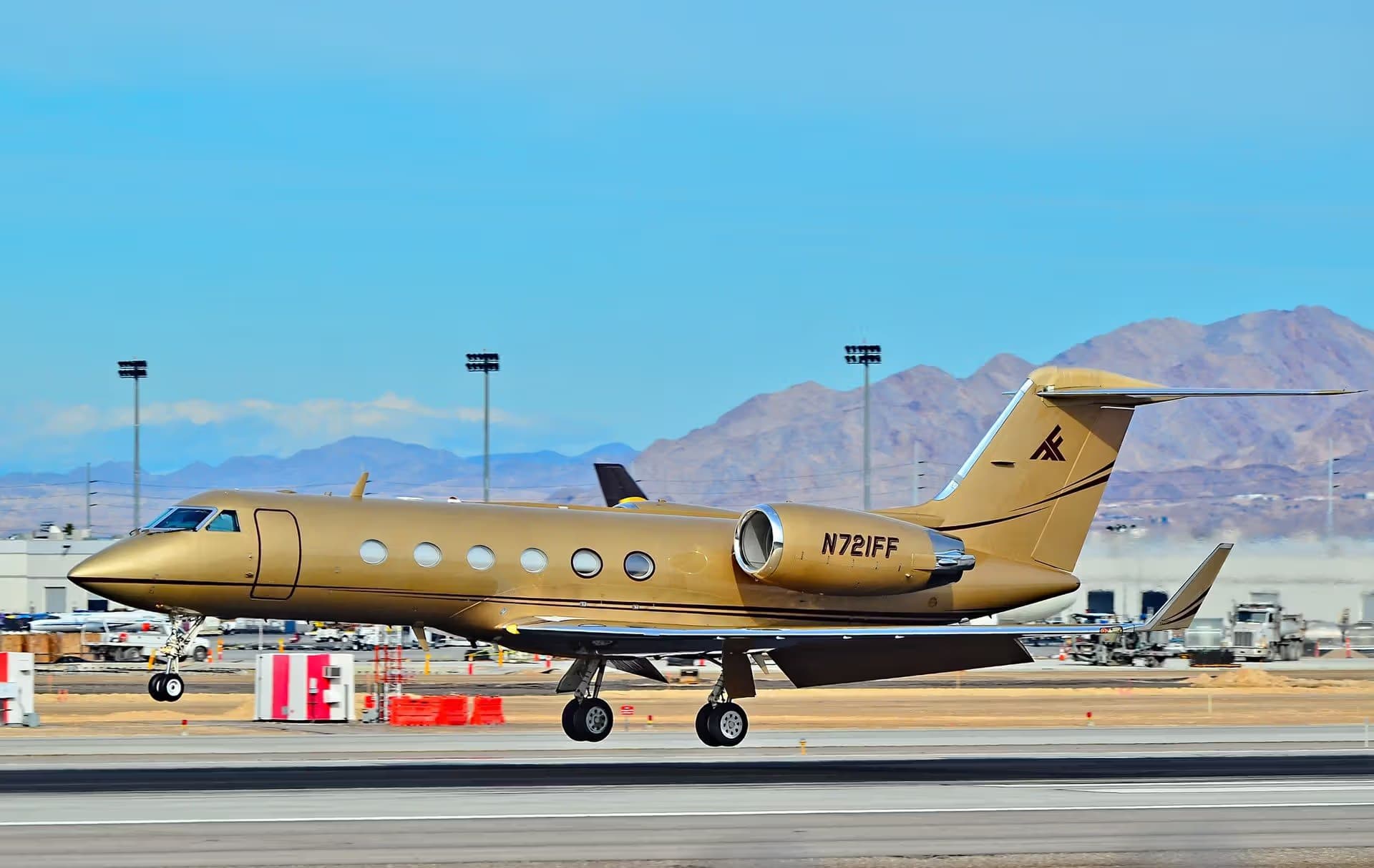 N721FF — Business jet