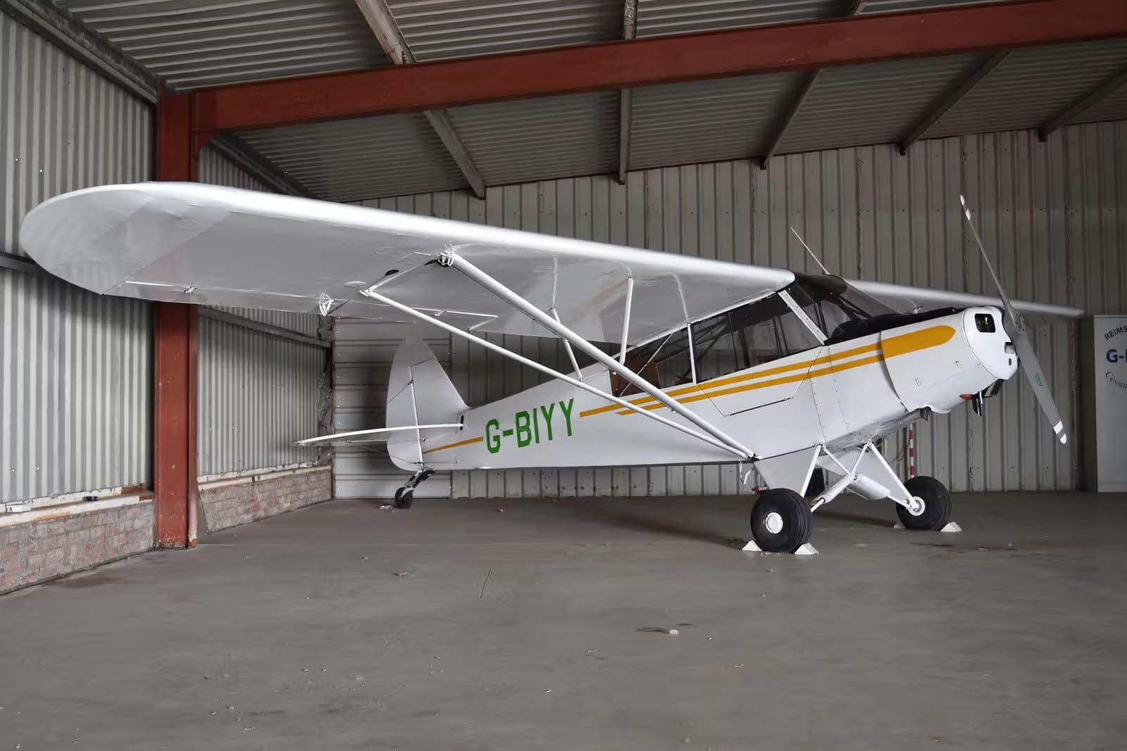 G-BIYY — Piper