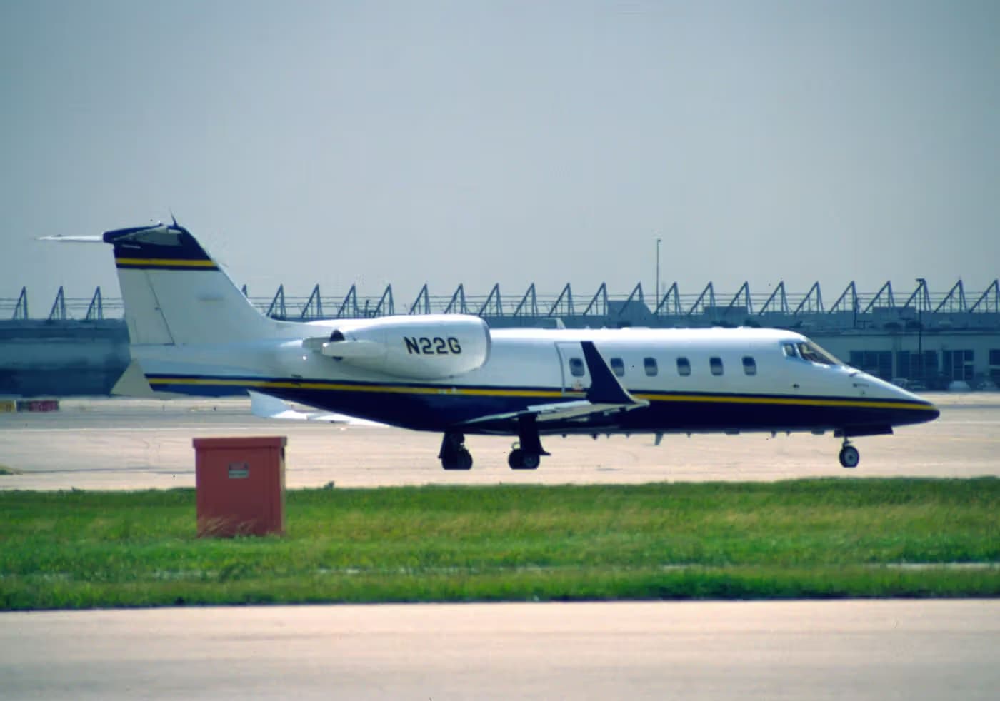 N22G — Business jet