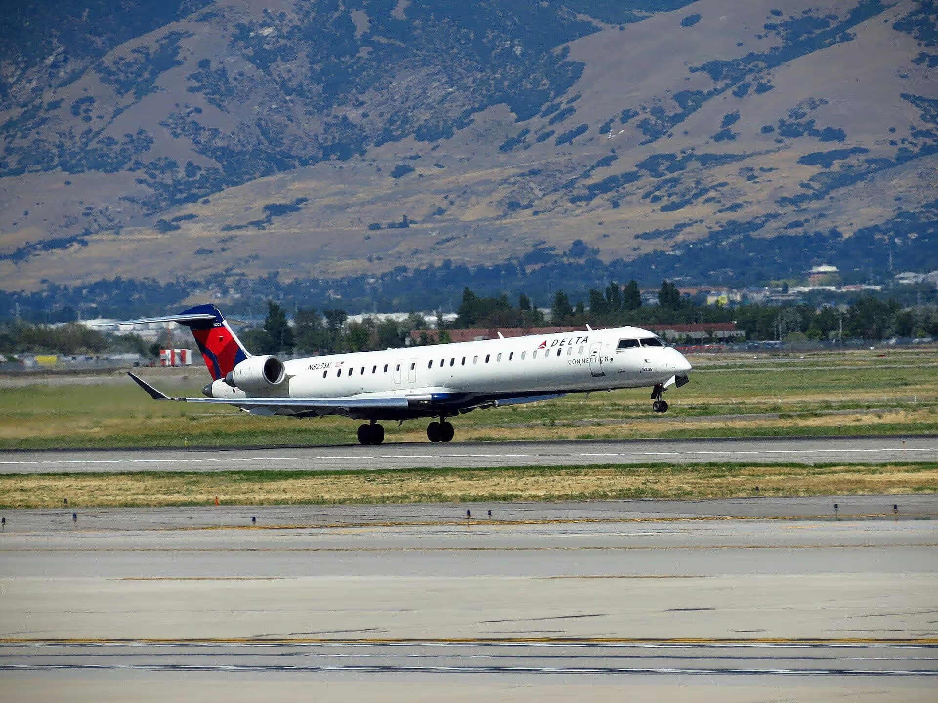 N823SK — Bombardier