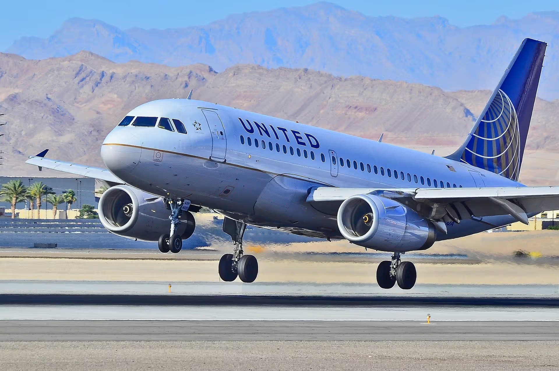 N831UA — Airbus