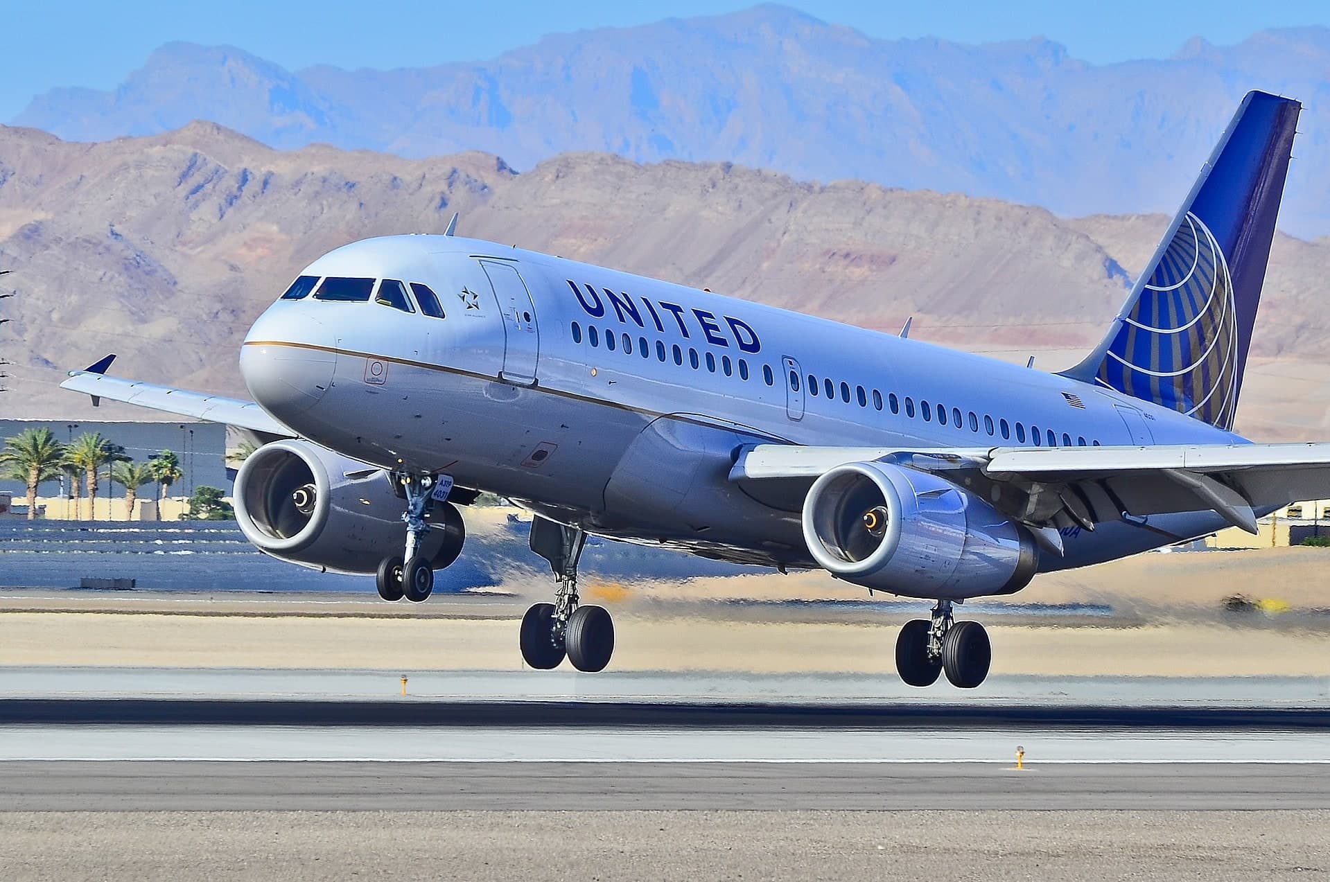N831UA — Airbus