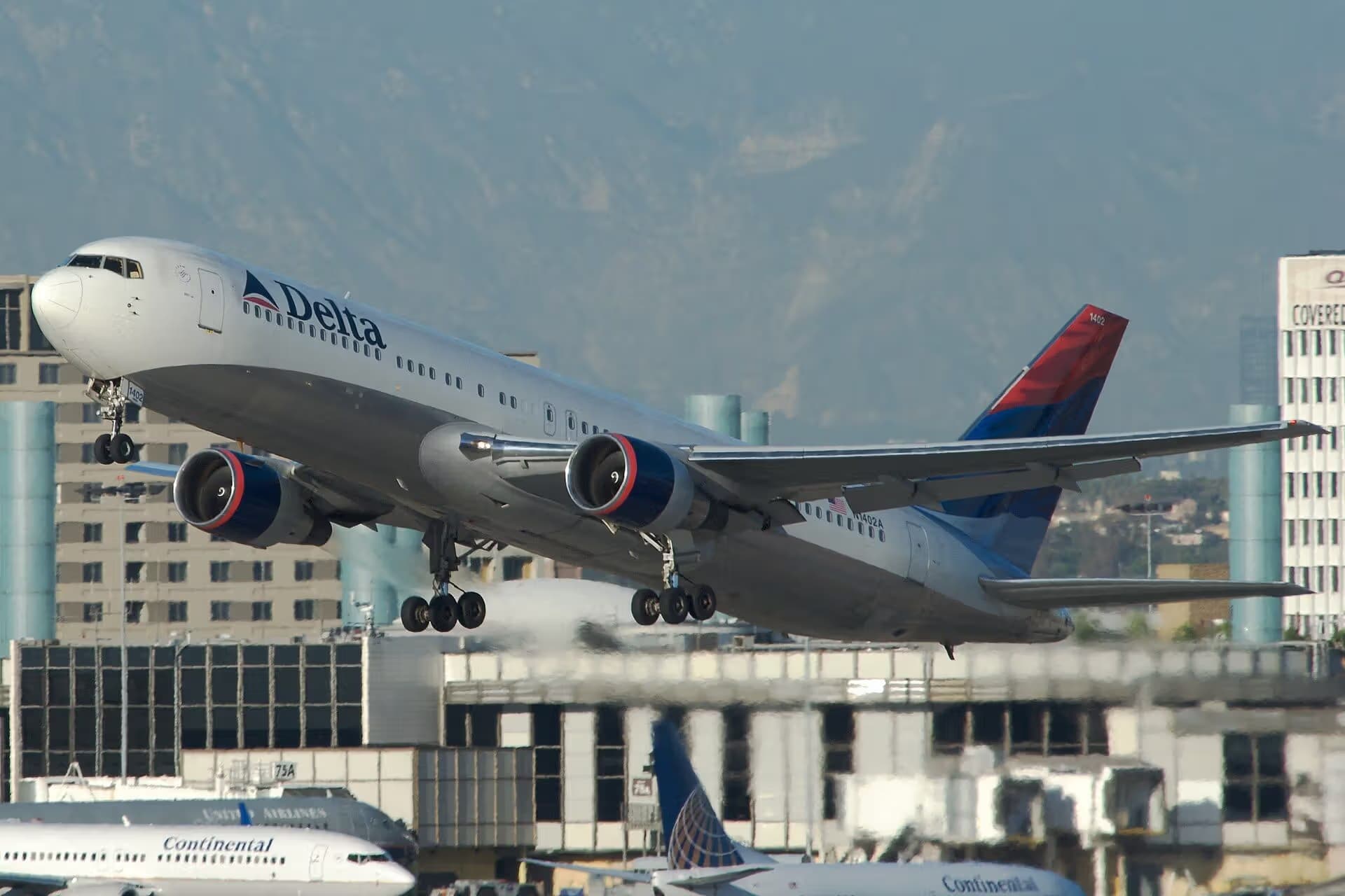 N1402A — Boeing