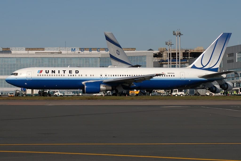 N641UA — Boeing
