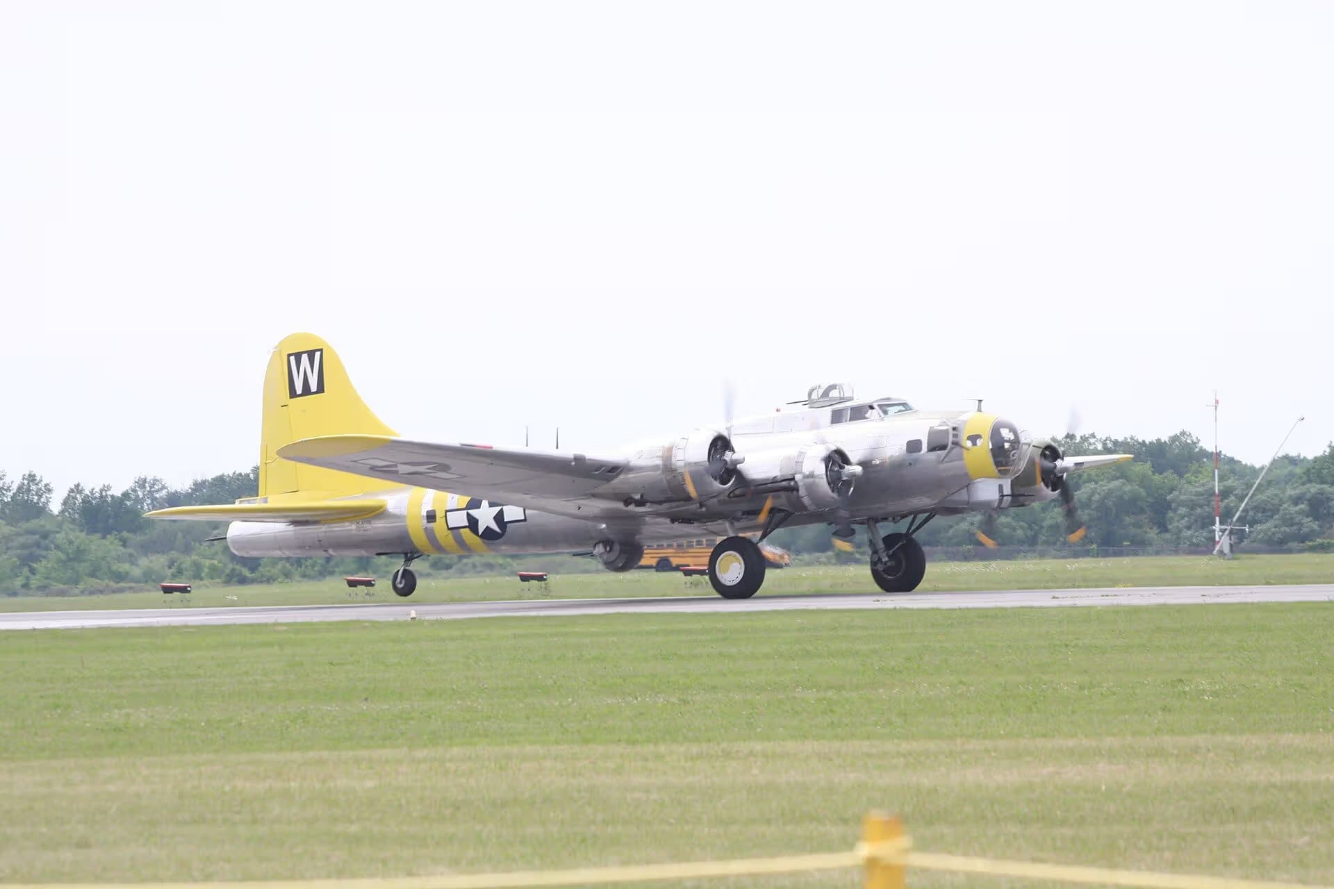 Unidentified — Aircraft