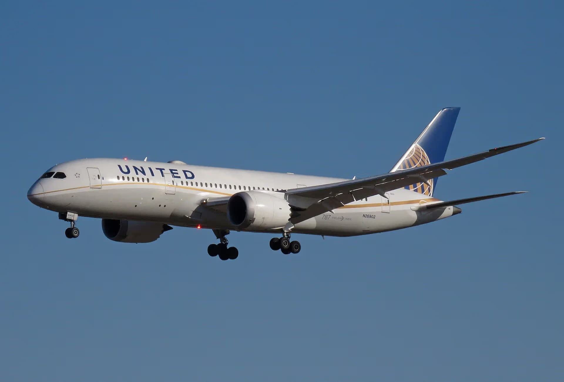 N26902 — Twin-engine aircraft