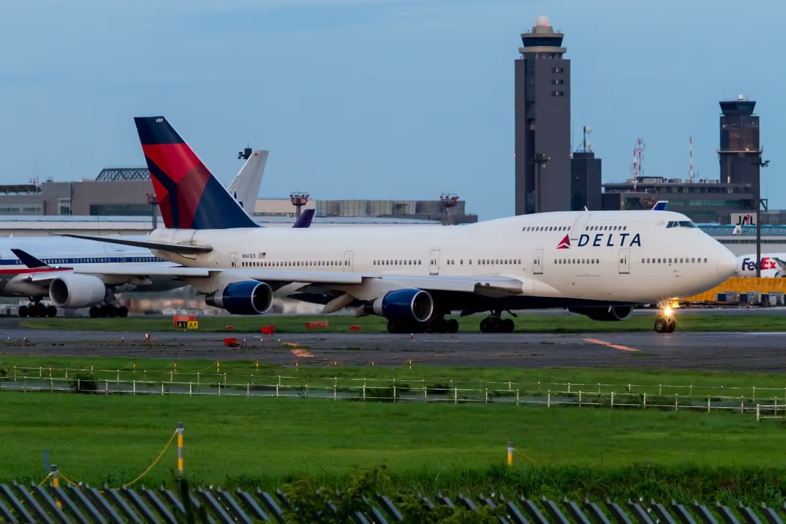 N661US — Boeing