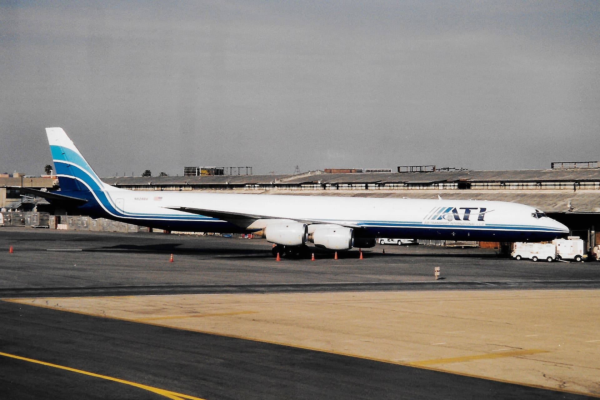 N828BX — Douglas