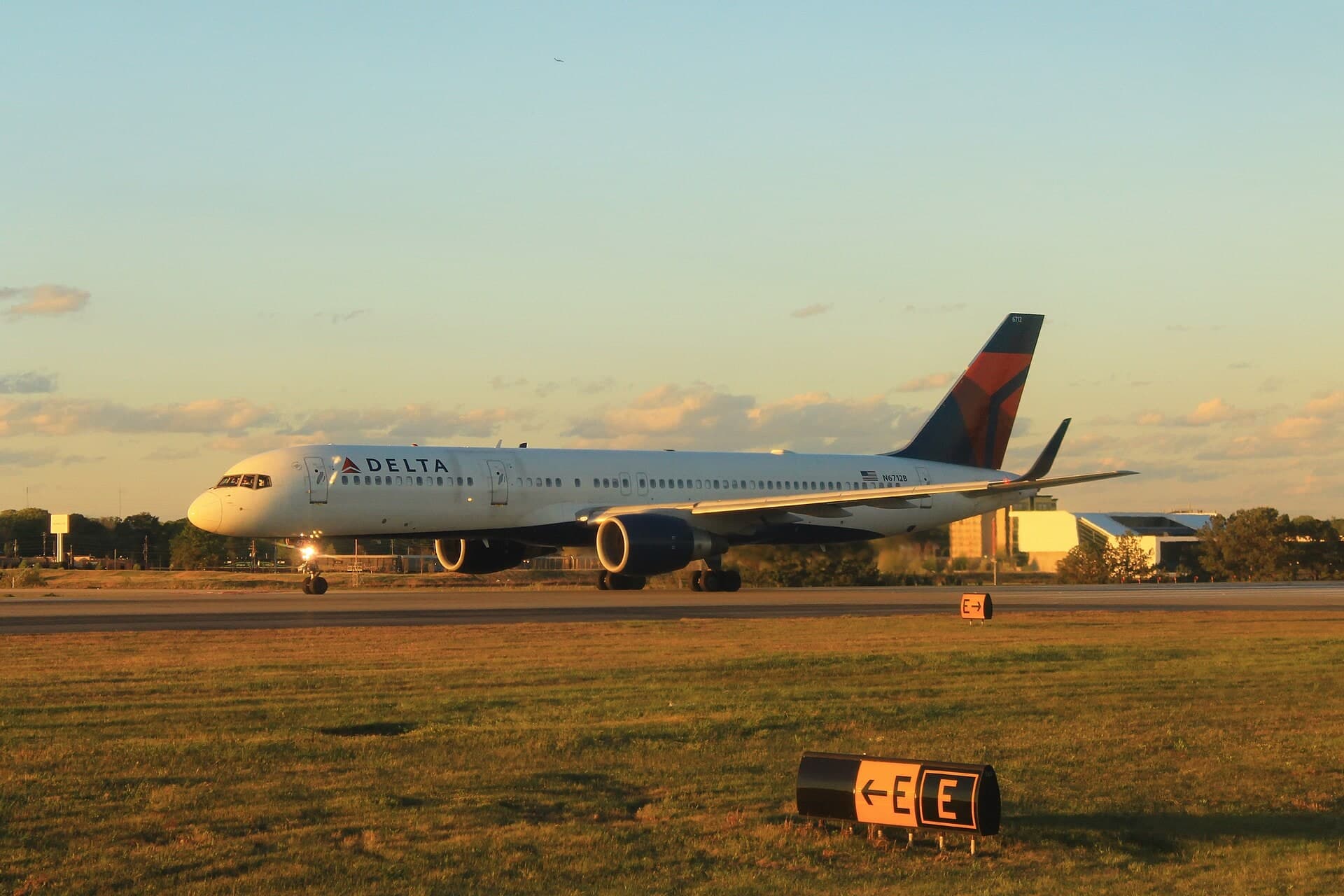 N6712B — Boeing