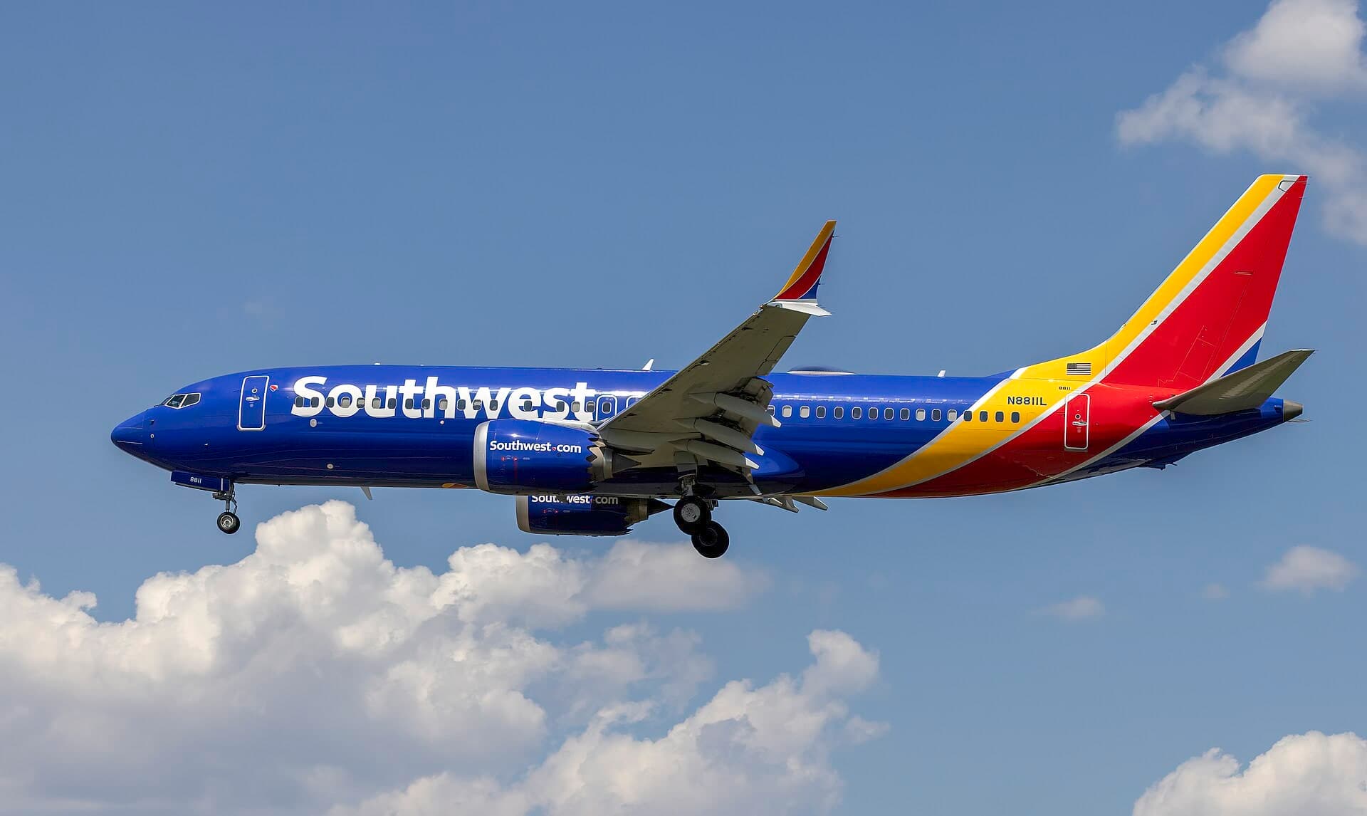 N8811L — Boeing