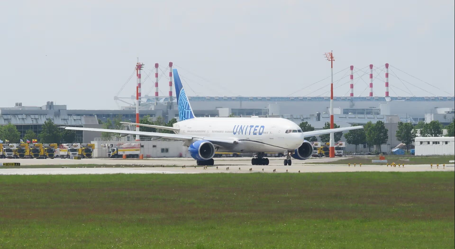 N798UA — Boeing