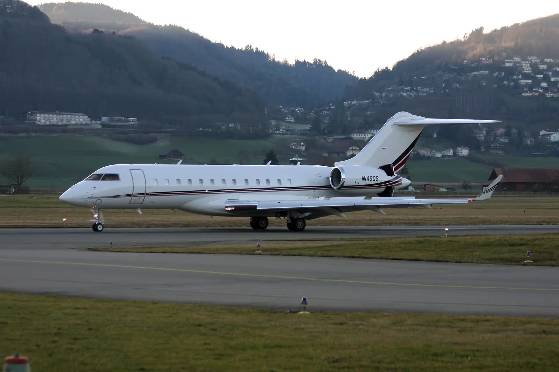 N146QS — Business jet