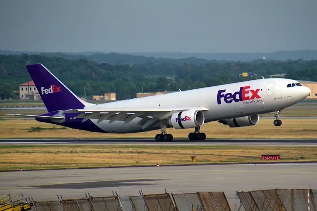 N652FE — Aircraft