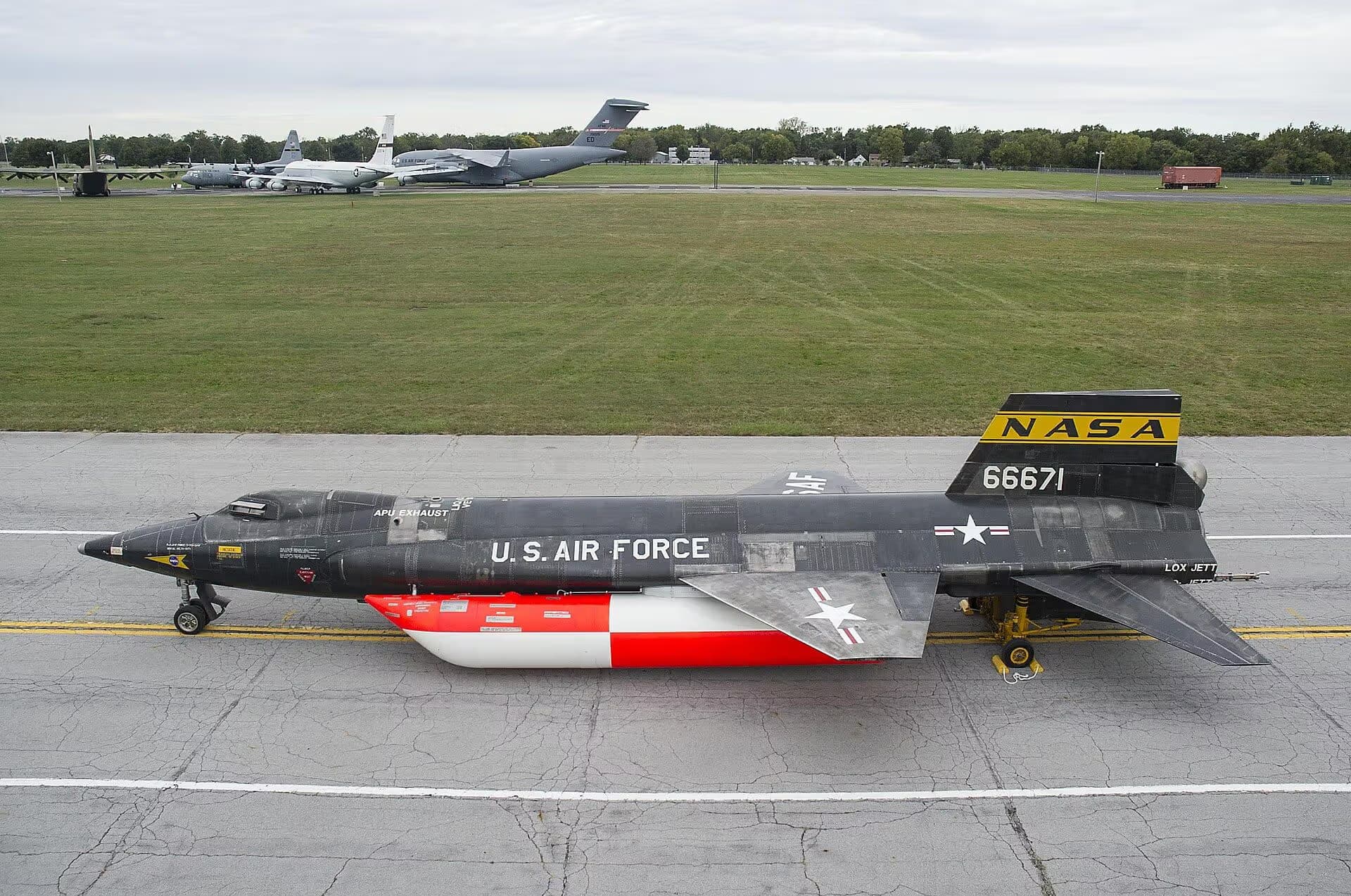 Unidentified — Aircraft