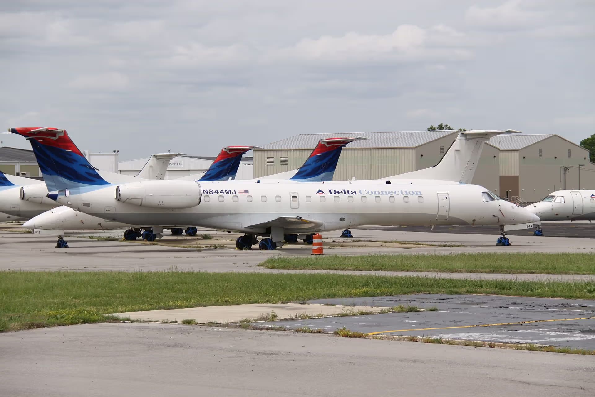 N844MJ — Bombardier