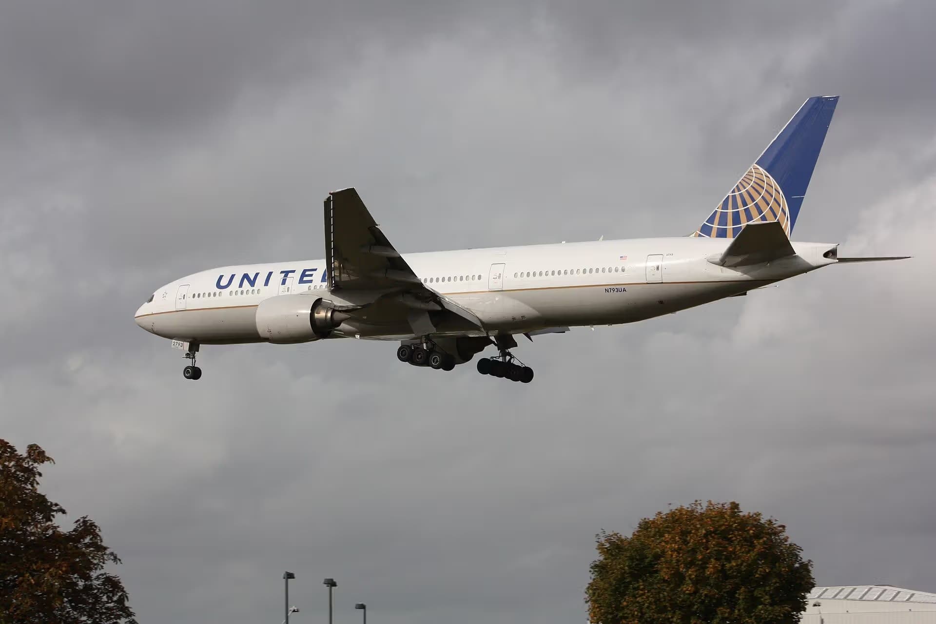 N793UA — Boeing