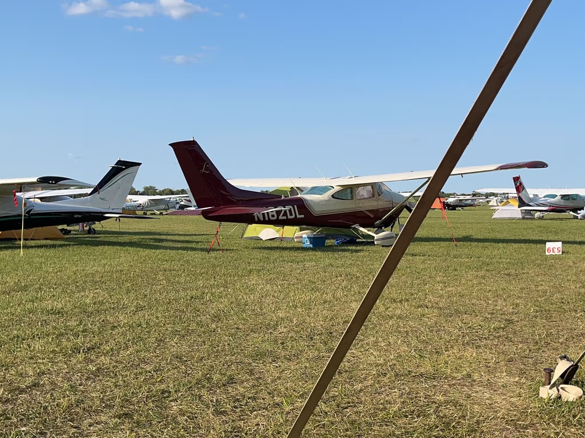 N182DL — 1976 Cessna 182P at Pioneer Airport
