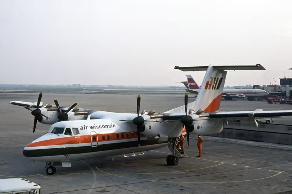 N890S — Aircraft