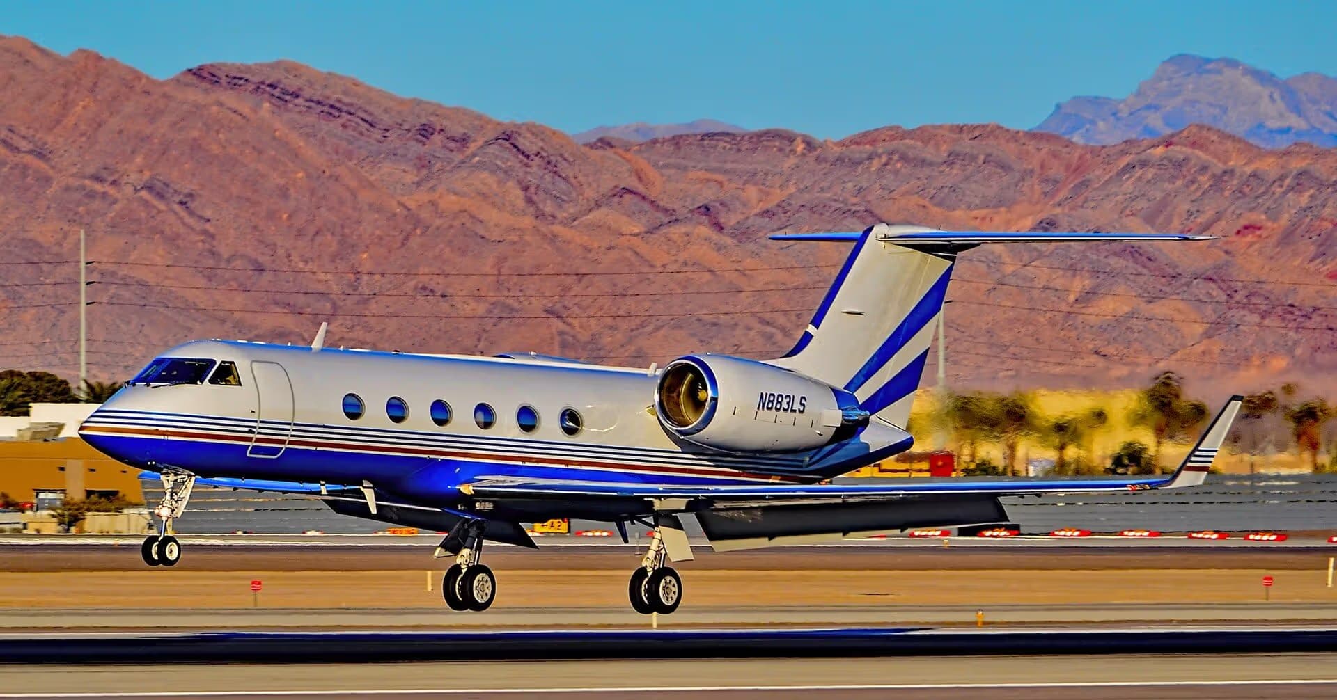 N883LS — Business jet