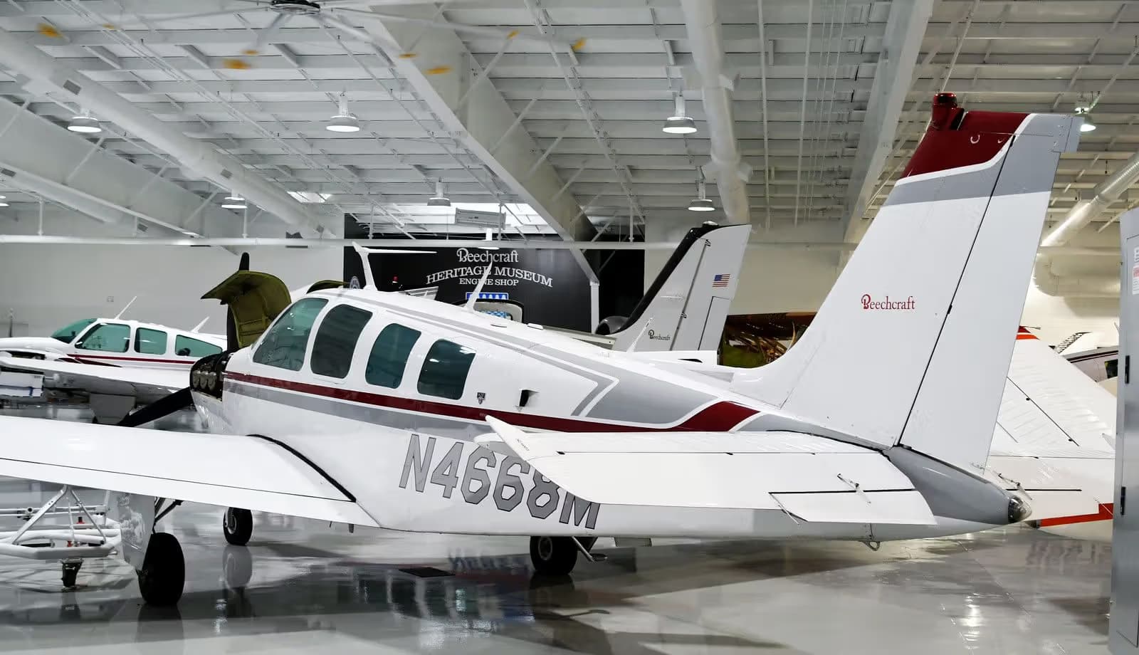 N4668M — Beechcraft