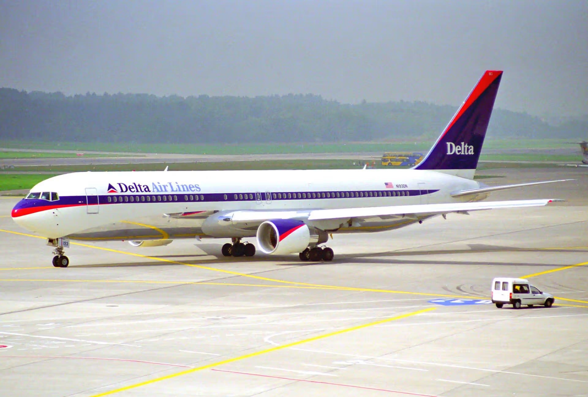 N193DN — Twin-engine aircraft