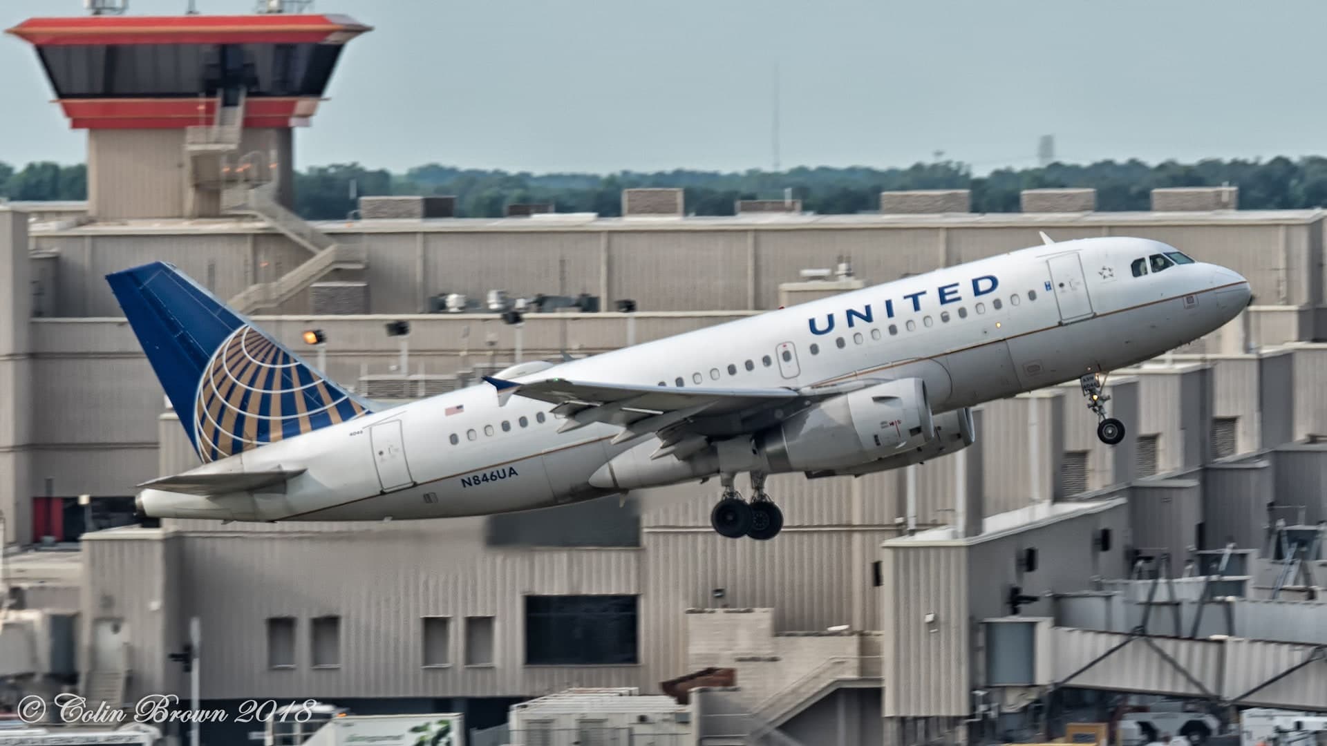 N846UA — Airbus