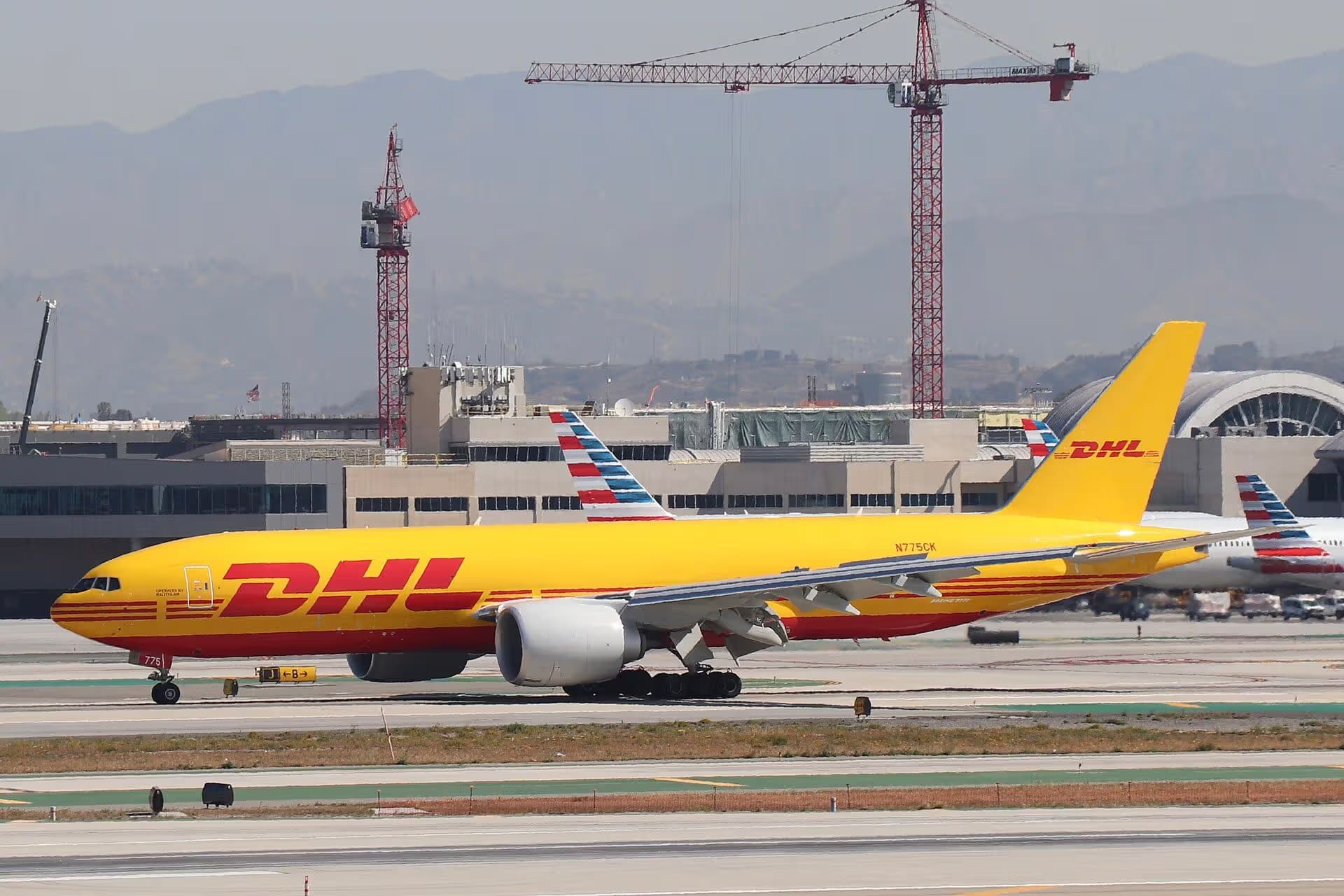 N775CK — Twin-engine aircraft