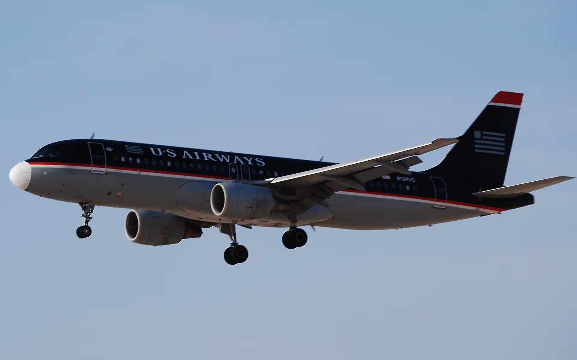 N124US — Airbus