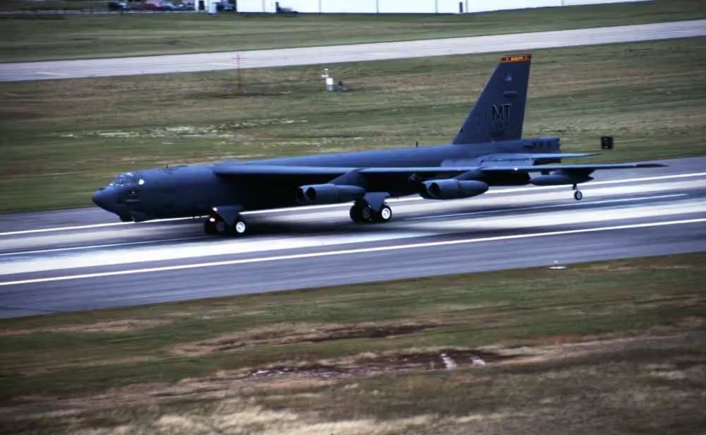 Unidentified — Boeing