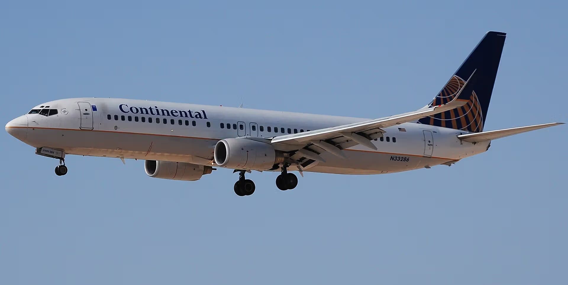 N33286 — Boeing