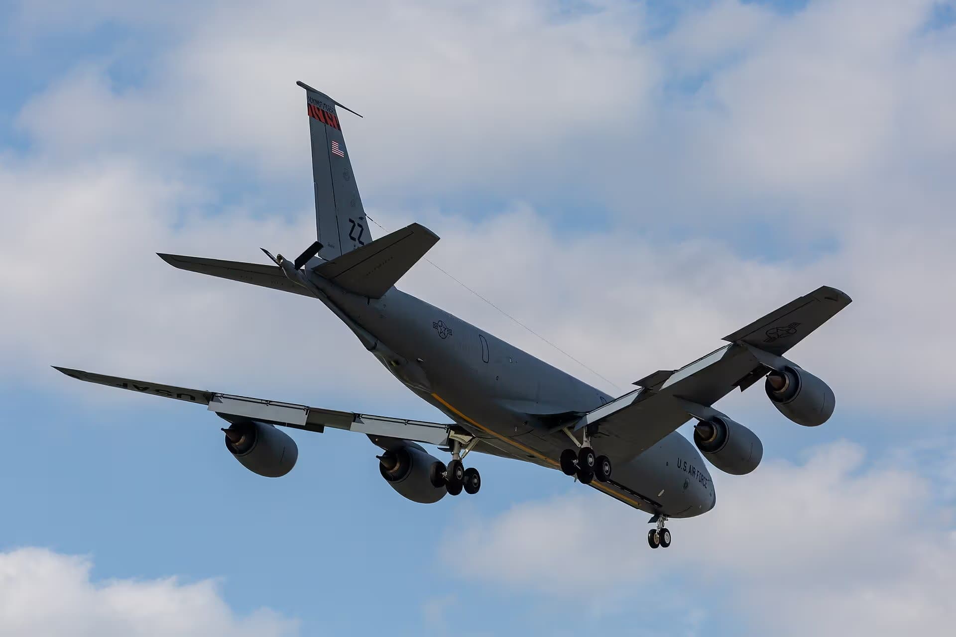 Unidentified — Boeing
