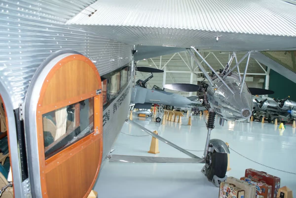 Unidentified — Aircraft
