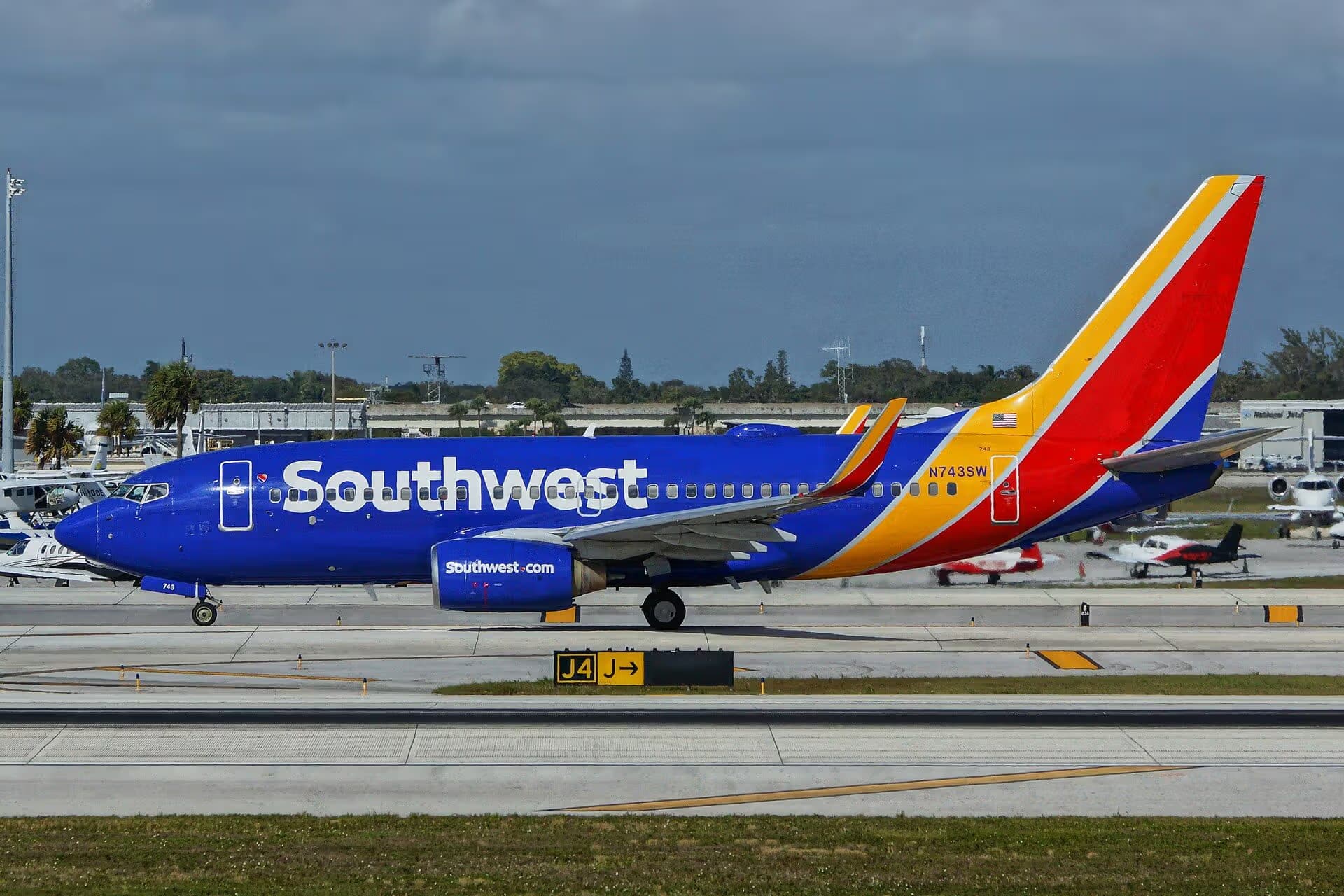 N743SW — Boeing