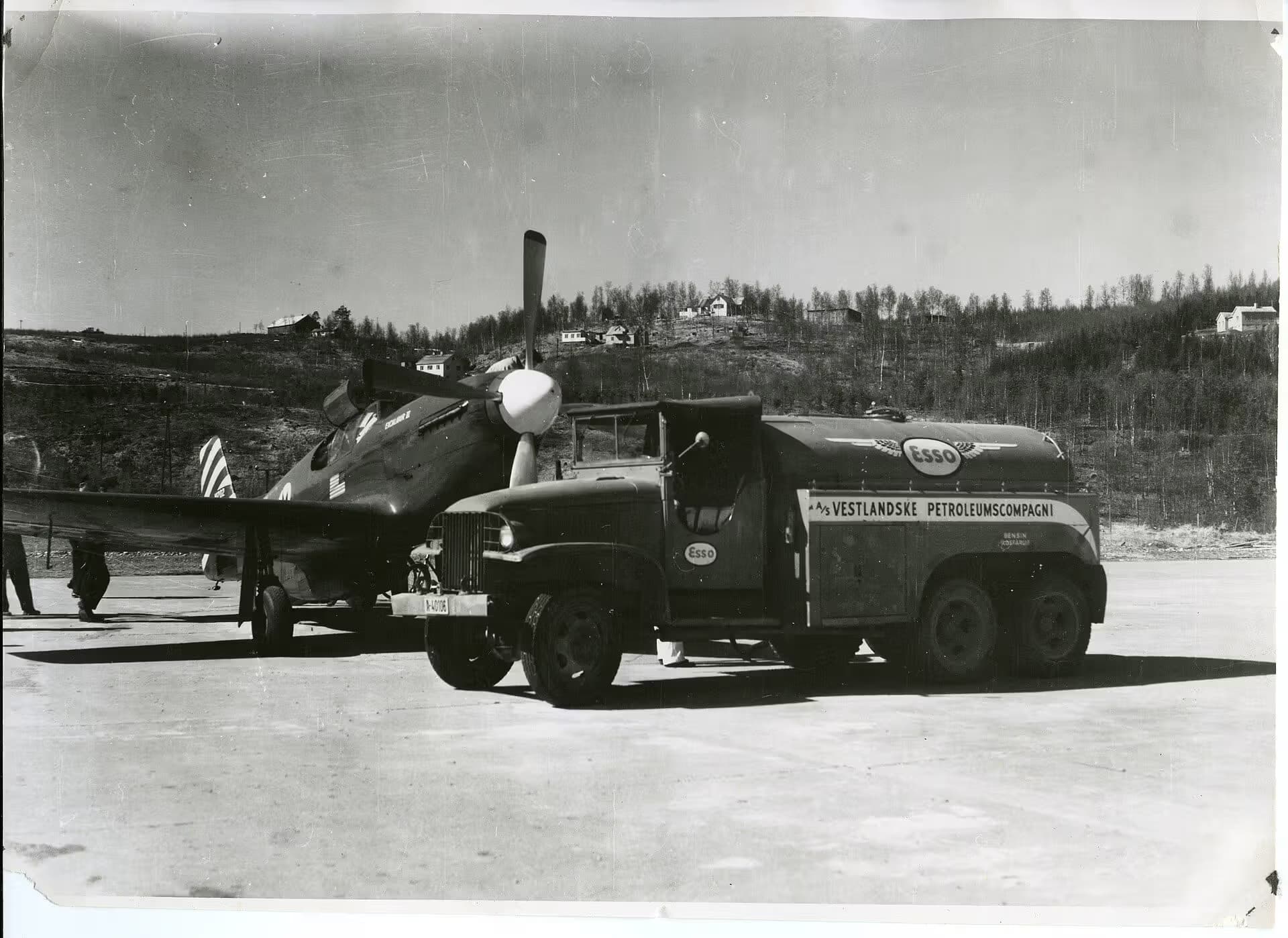 Unidentified — Warbird