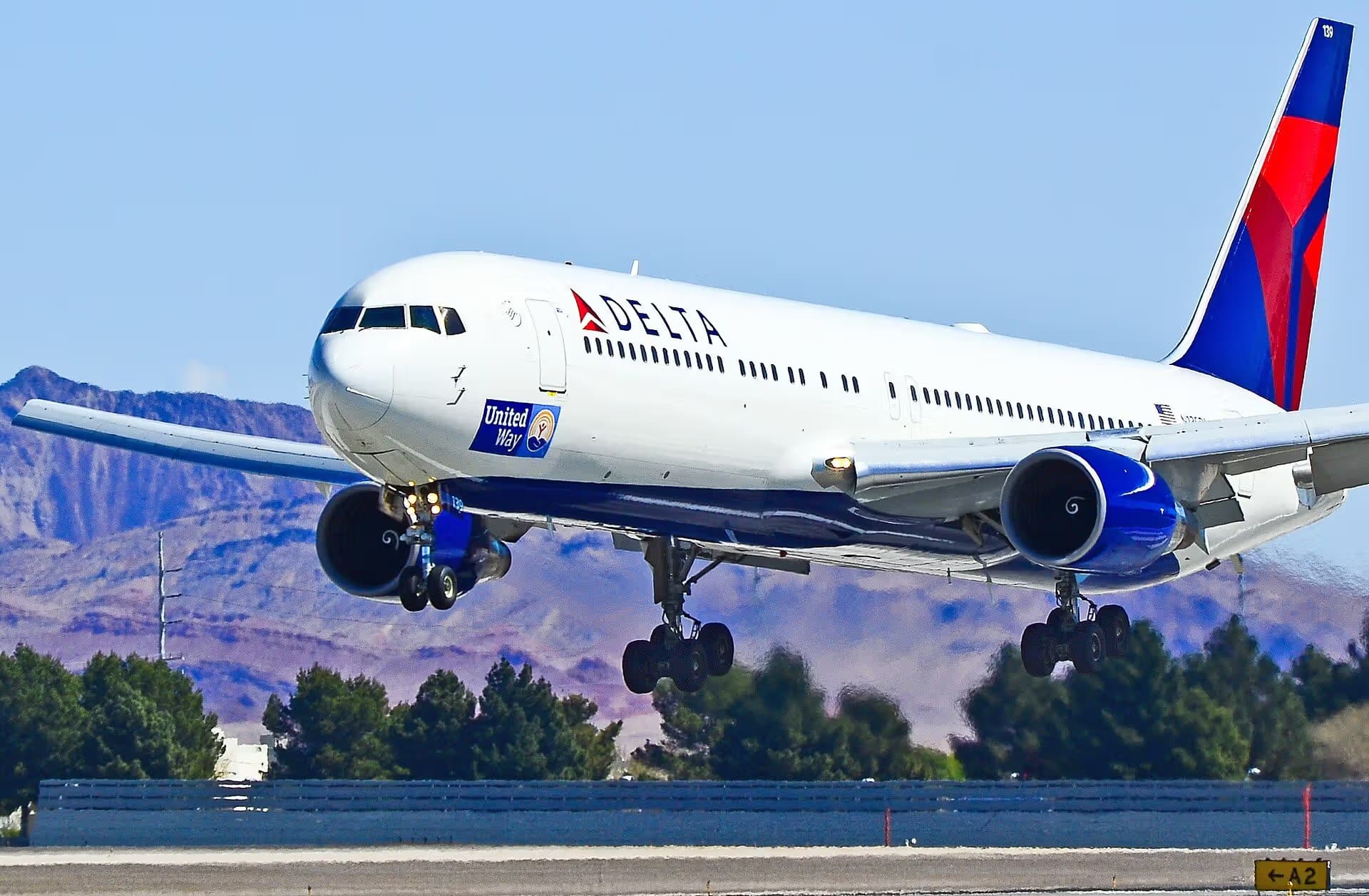 N139DL — Boeing