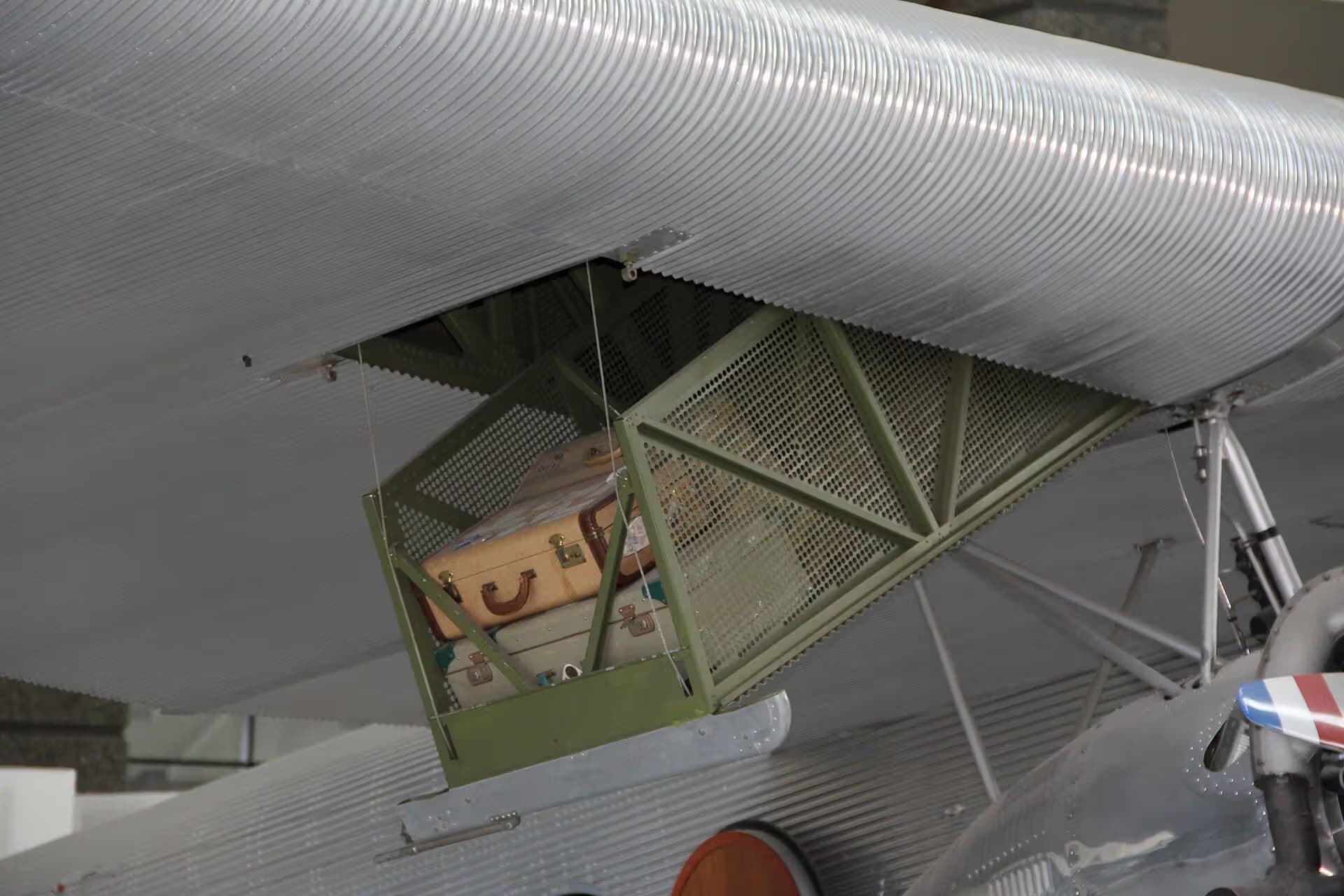 Unidentified — Aircraft