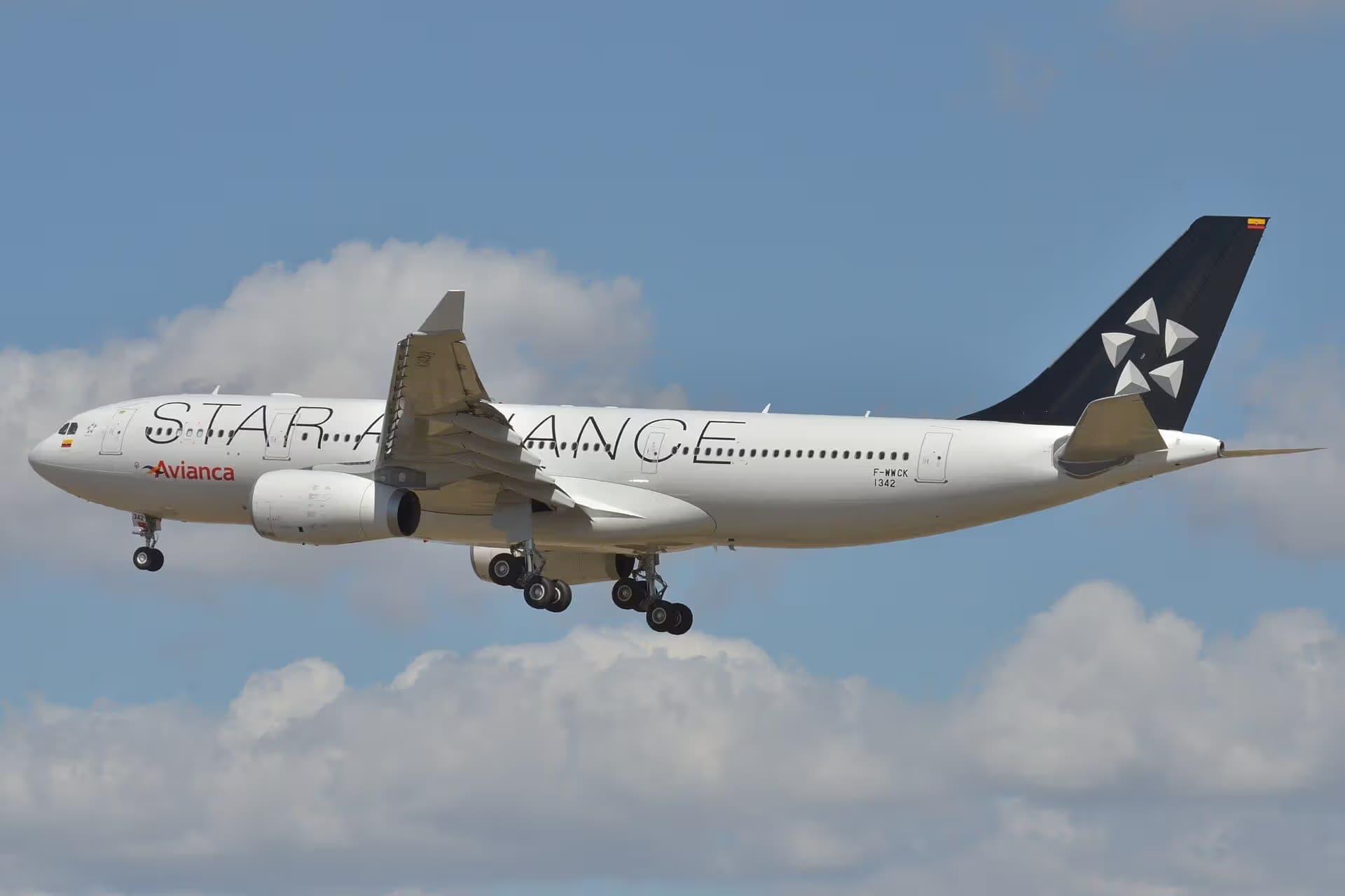 N342AV — Airbus