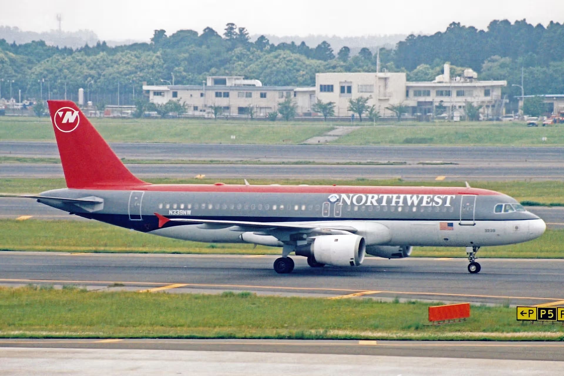 N339NW — Airbus