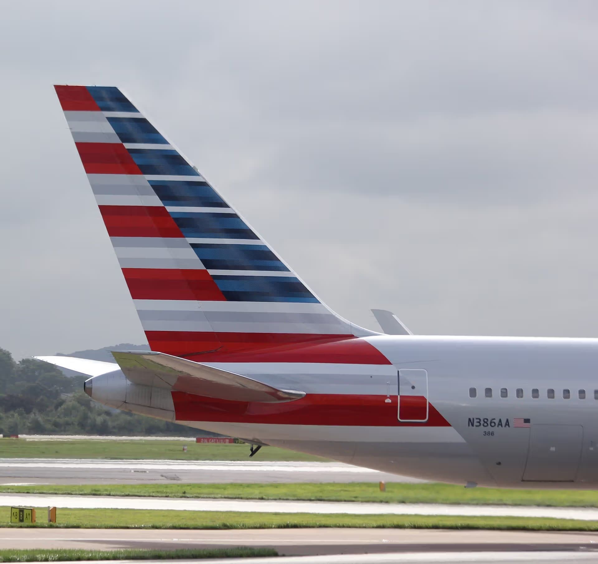 N386AA — Aircraft