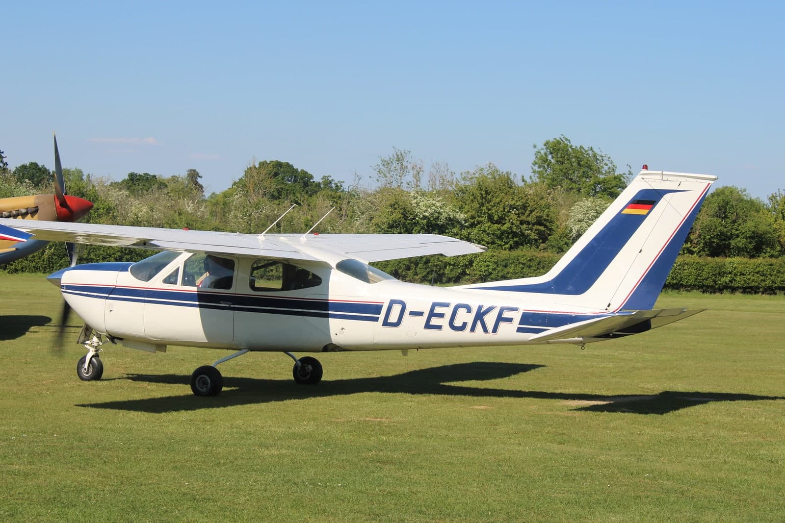 D-ECKF — Cessna