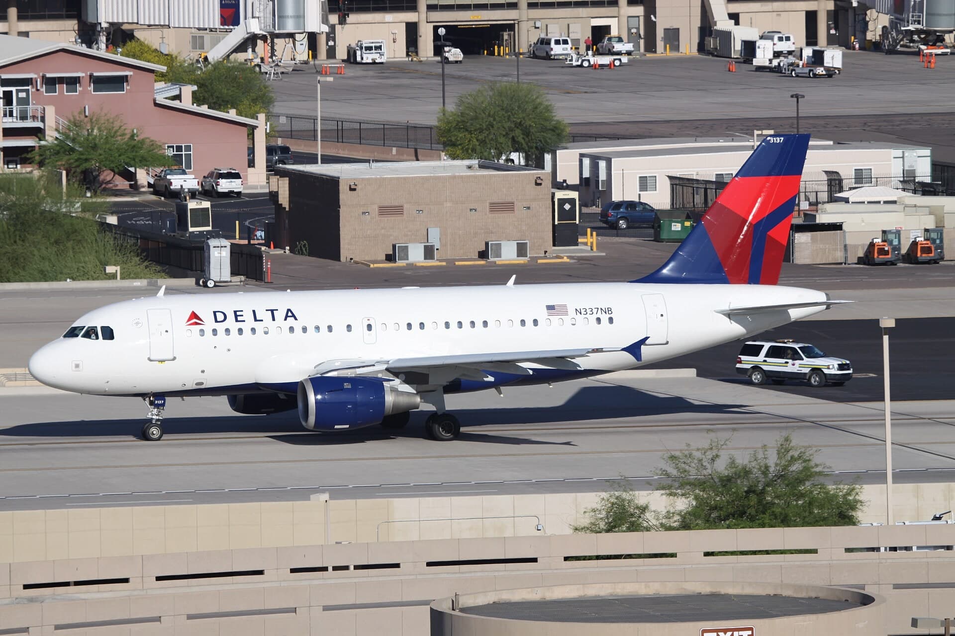 N337NB — Airbus