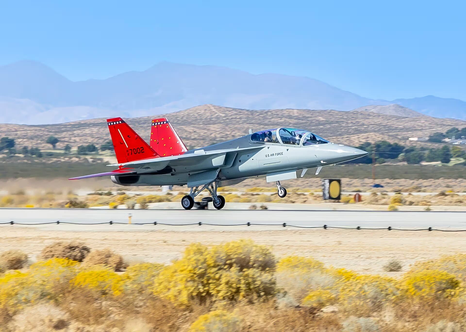 Unidentified — Boeing at Edwards Air Force Base