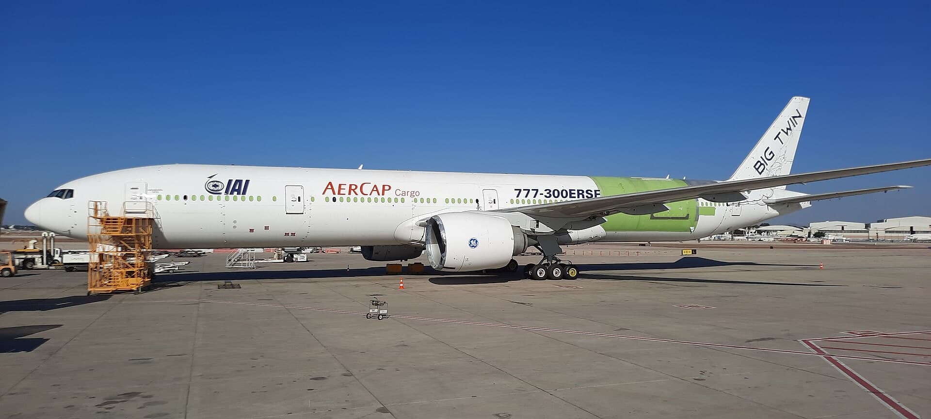 N778CK — Twin-engine aircraft