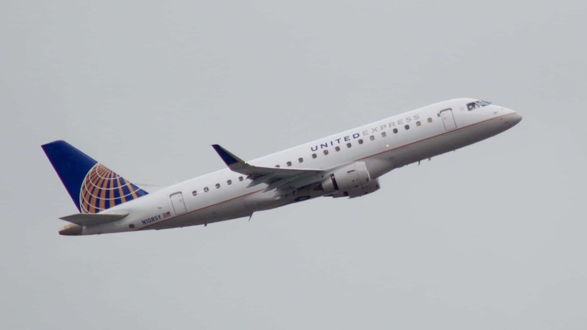 N108SY — Twin-engine aircraft