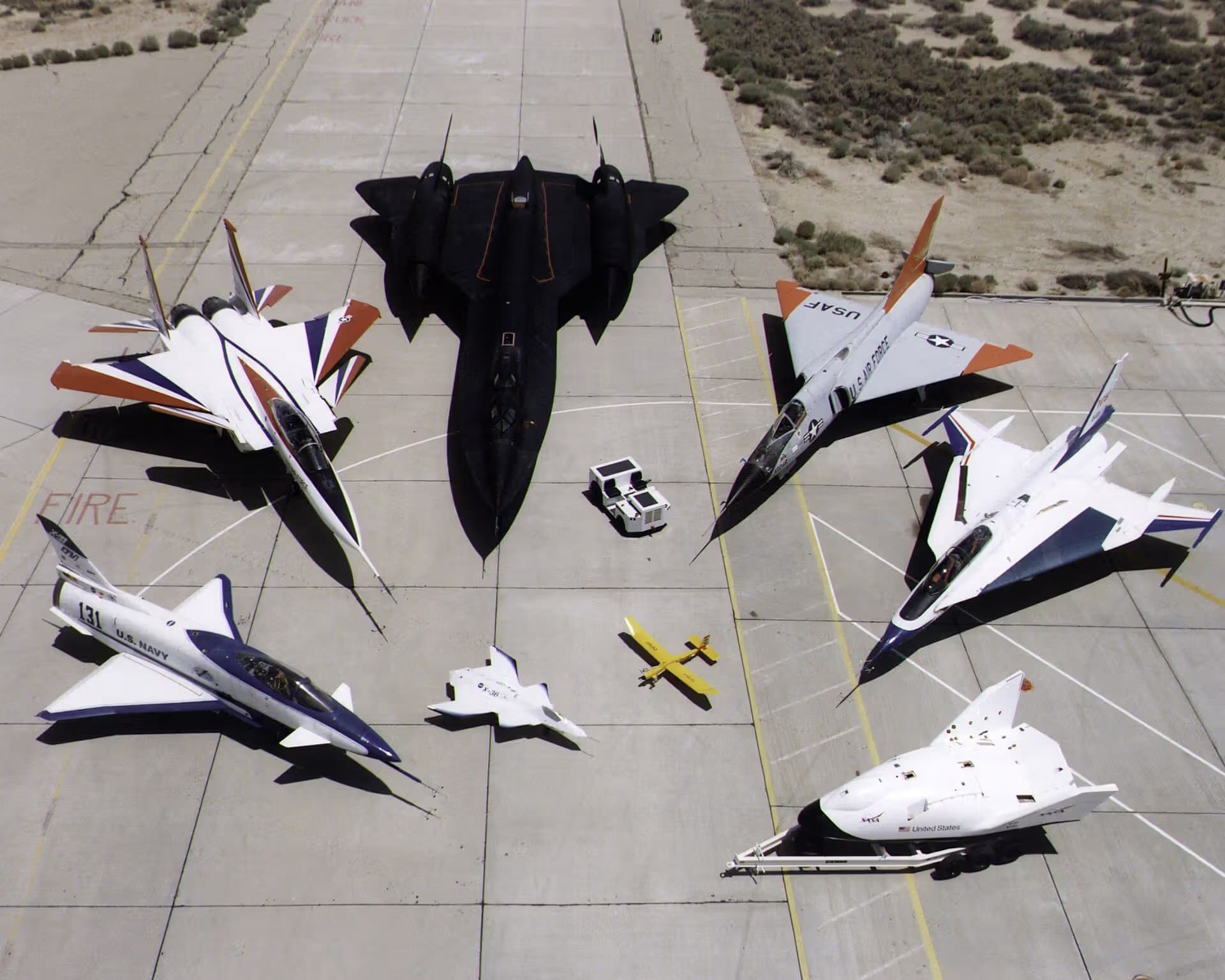 Unidentified — Twin-engine aircraft