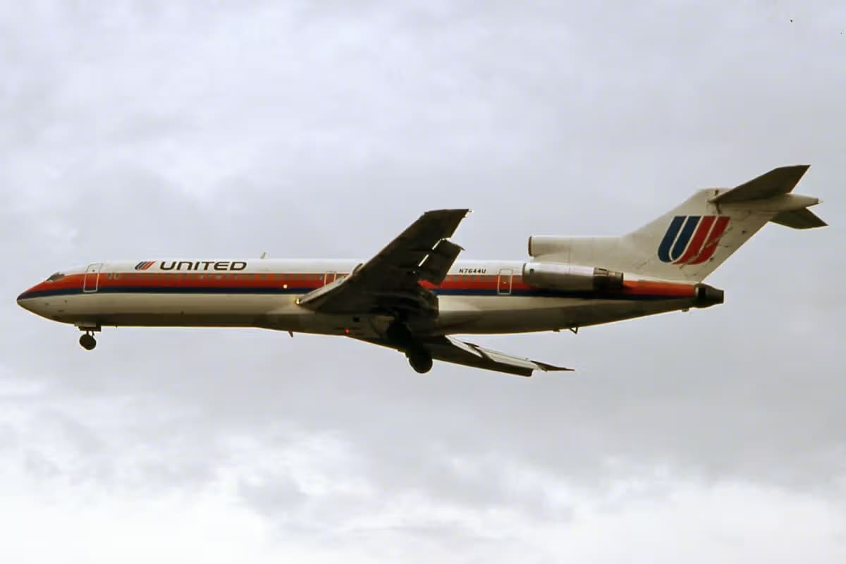 N7644U — Aircraft